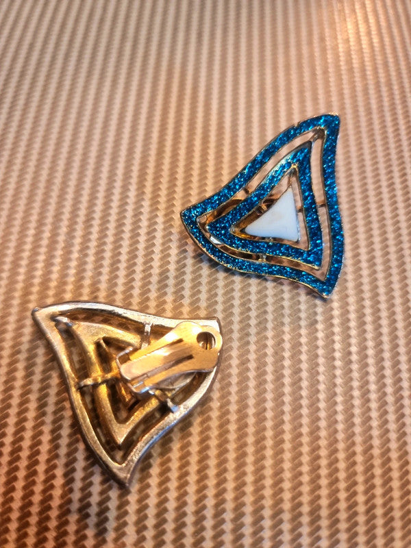 Retro Triangle Clip on Earrings