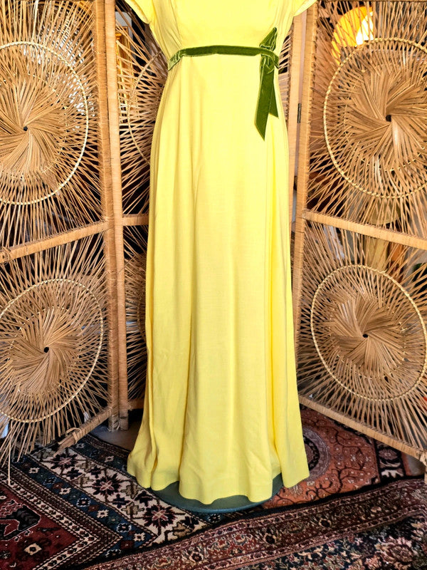 Vintage 60s/70s Priscilla Of Boston Empire Waist Dress