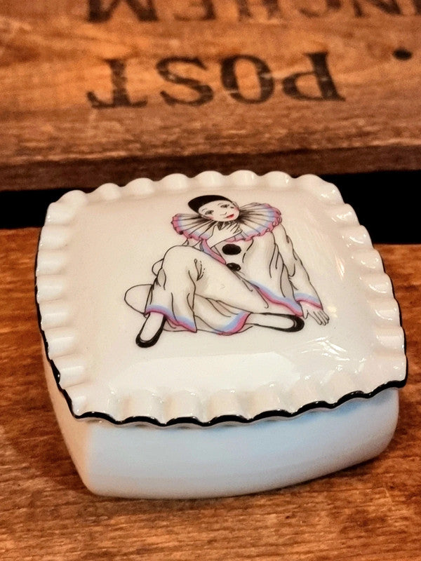 Vintage 80's Jewelry Box