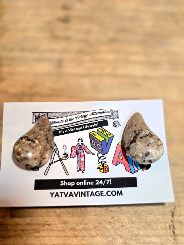 Vintage 80's Lucite Clip-On Earrings