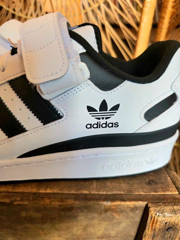 Brand New Adidas Forum Low Sneakers Trainers