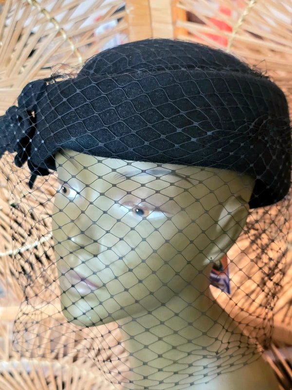 Vintage 50s Fascinator Hat With Veil