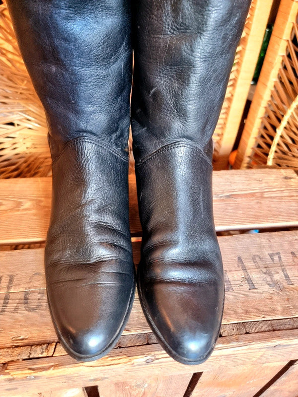 Vintage 80’s Leather Boots