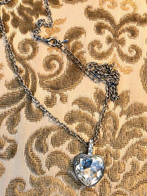 Vintage Heart Pendant Necklace
