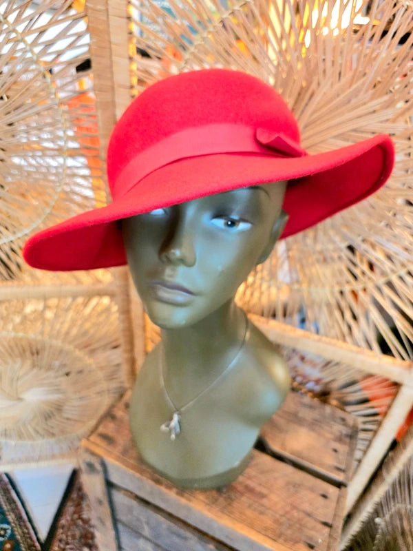 Vintage 60's Cloche Hat