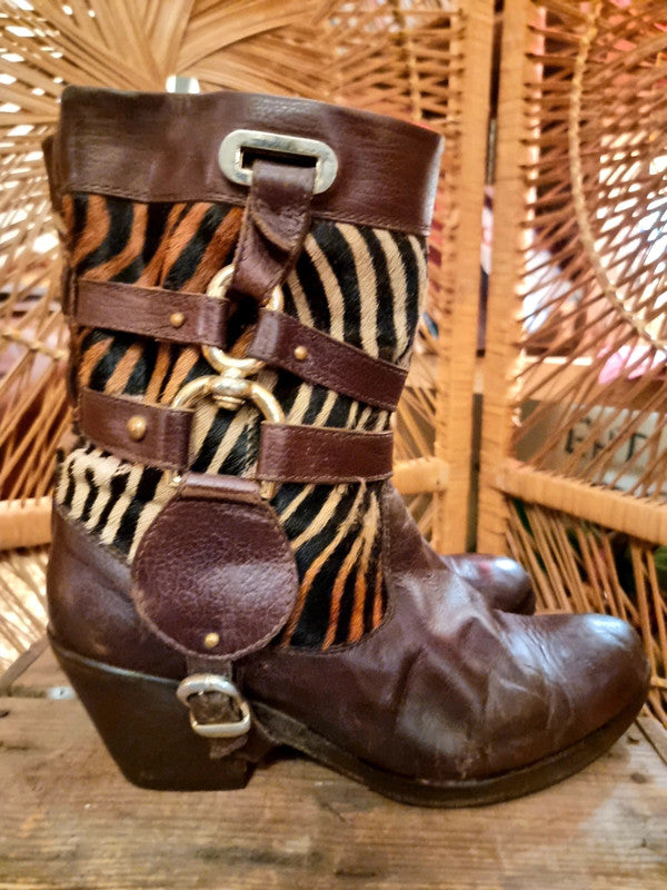 Vintage 80's LS Leather Leopard Boots