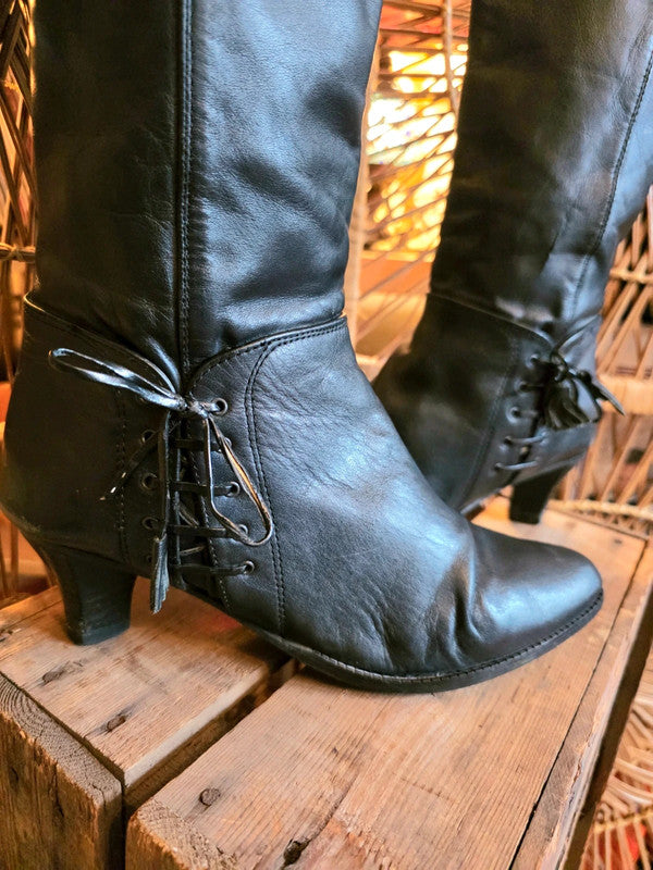 Vintage 80s Leather Pull up Boots