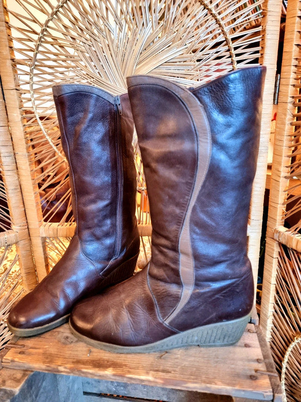 Vintage 70s Ara Wedge boots