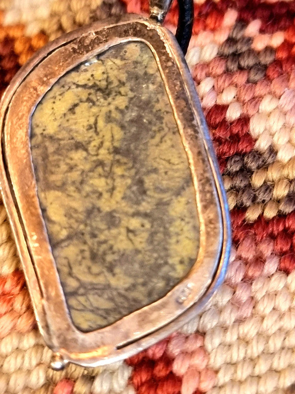 Vintage Serpentine Pendant Necklace