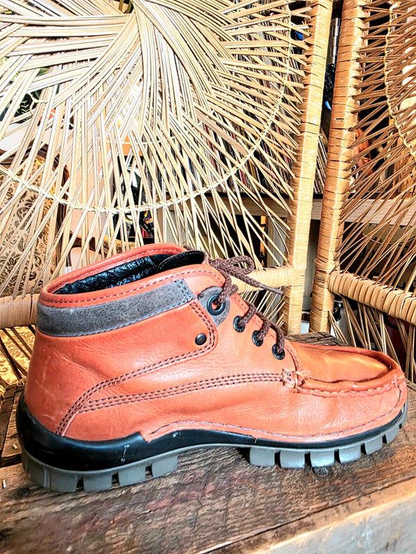 Vintage 90's Wolky Leather Ankle Boots