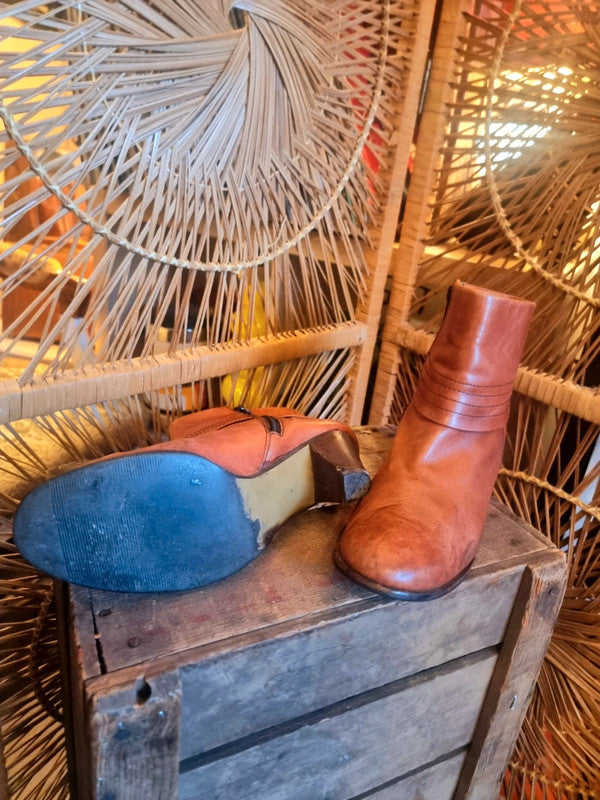 Vintage 80's Leather Ankle Boots