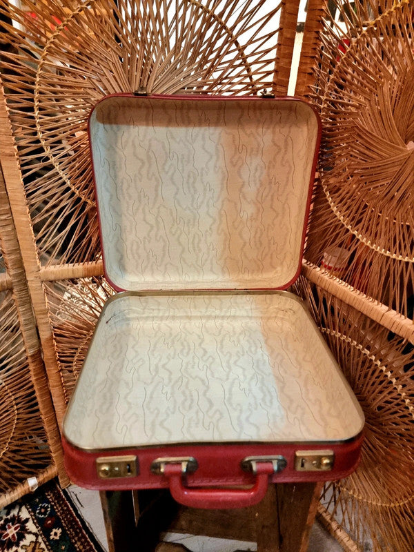 Vintage Kes & Kerrie Suitcase