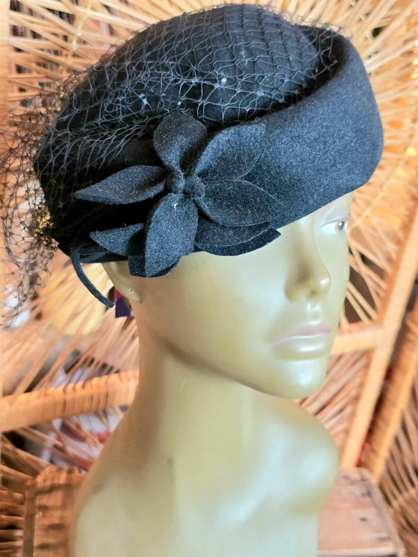 Vintage 50s Fascinator Hat With Veil