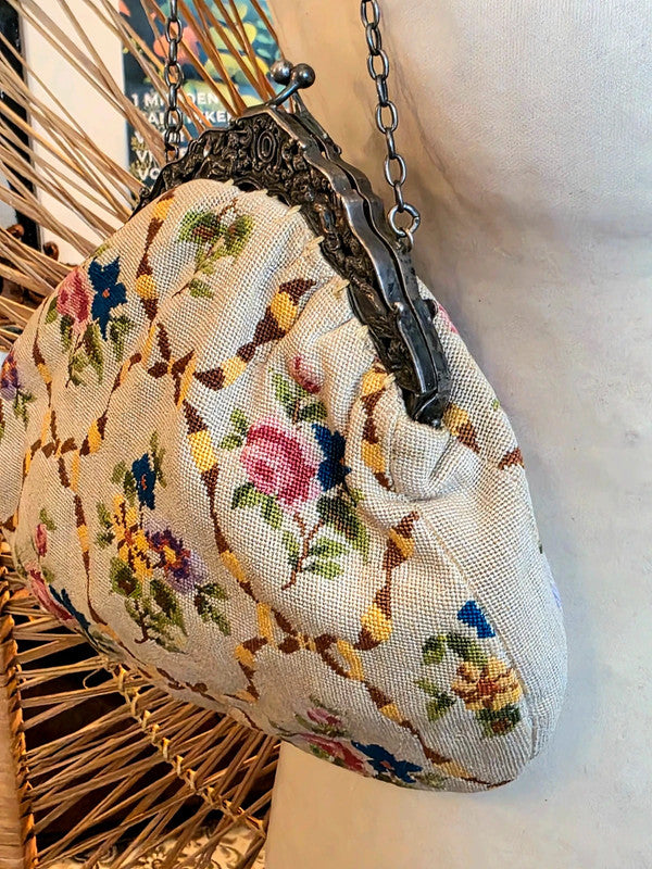 Vintage 50's Embroidery Handbag