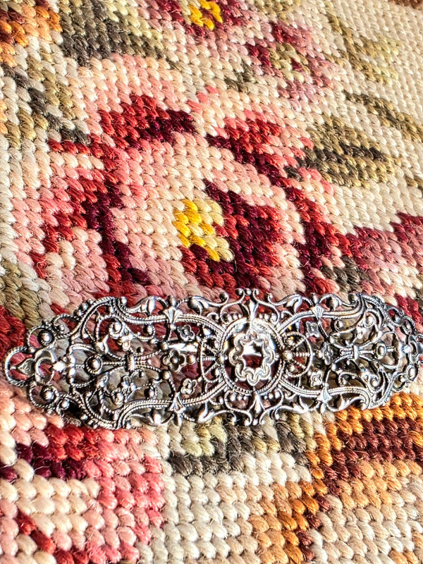Vintage 40s / 50s Cut-Out Brooch