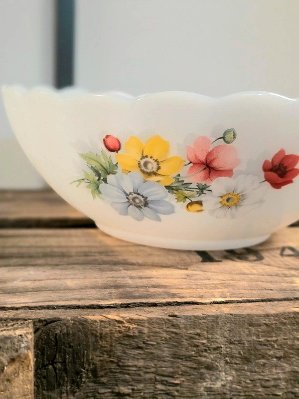 Arcopal France 9" Scalloped Milk Glass Mixing Bowl -Large