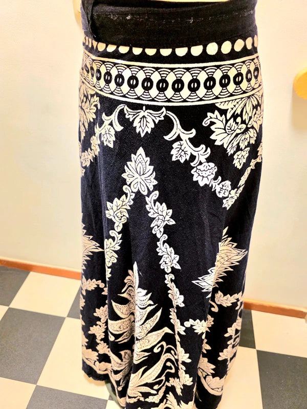 Vintage 80's / 90's Wrap Maxi Skirt