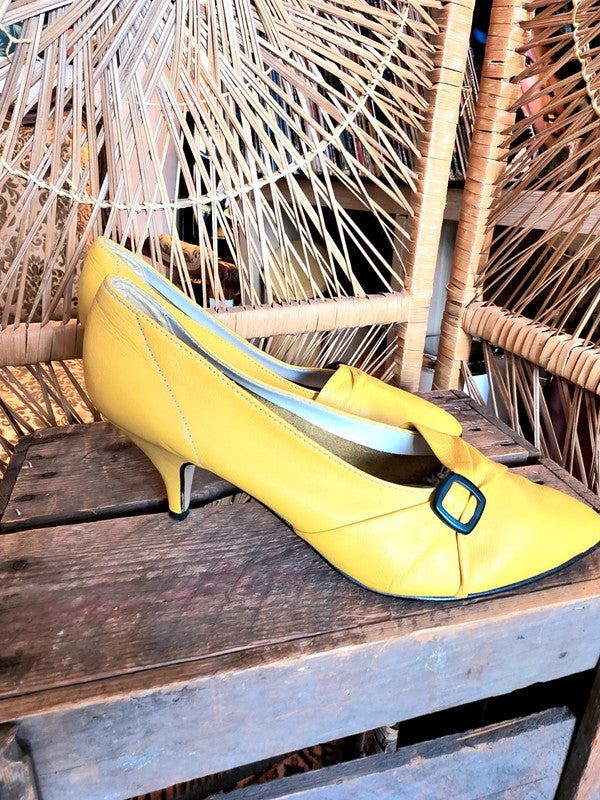 Vintage 80s Made in Italy Pointed Heel Shoes