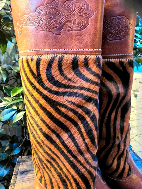 Vintage Pollini Leather Pull up Boots