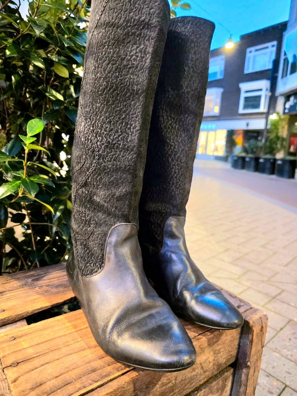 Vintage 80's Pull up Boots