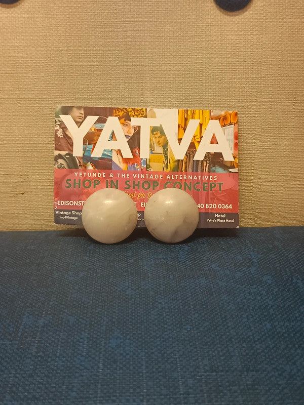 Vintage 80's Clip-on Earrings