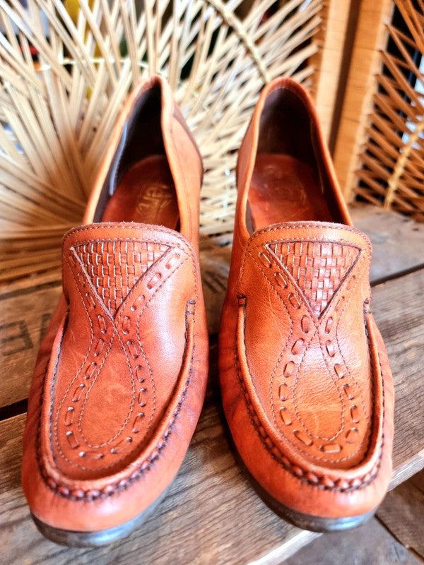 Vintage 70s Jen Leather Heeled Loafer Shoes