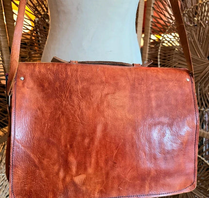 Vintage 70's / 80's Messenger Bag
