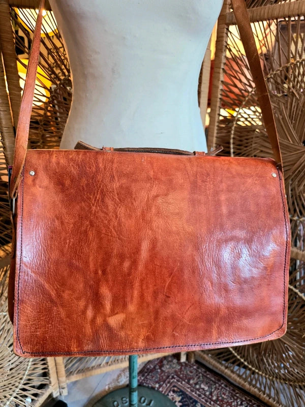 Vintage 70's / 80's Messenger Bag