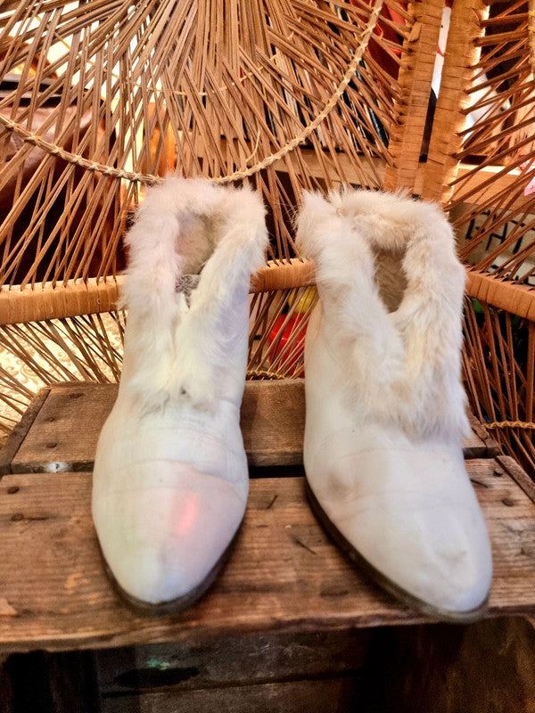 Vintage 70s / 80s Ara Ankle Boots