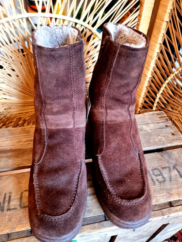 Vintage Bama Lams Sheepskin Shearling Ankle Boots