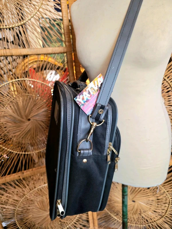 Vintage 70's Challenger Travel Bag