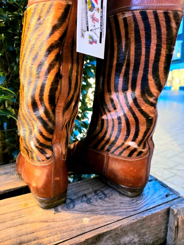 Vintage Pollini Leather Pull up Boots