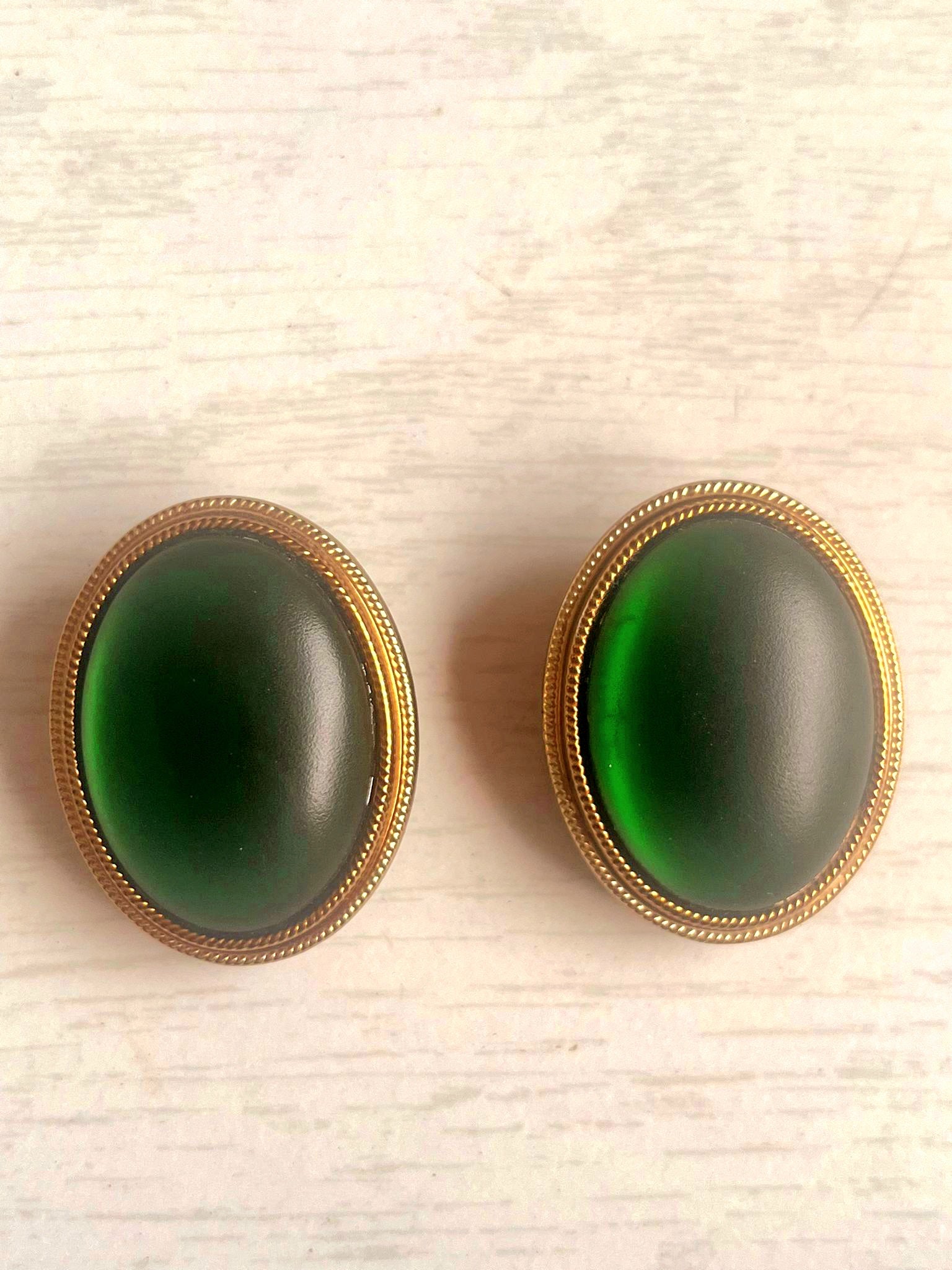 Vintage 50's Clip-Ons Earrings