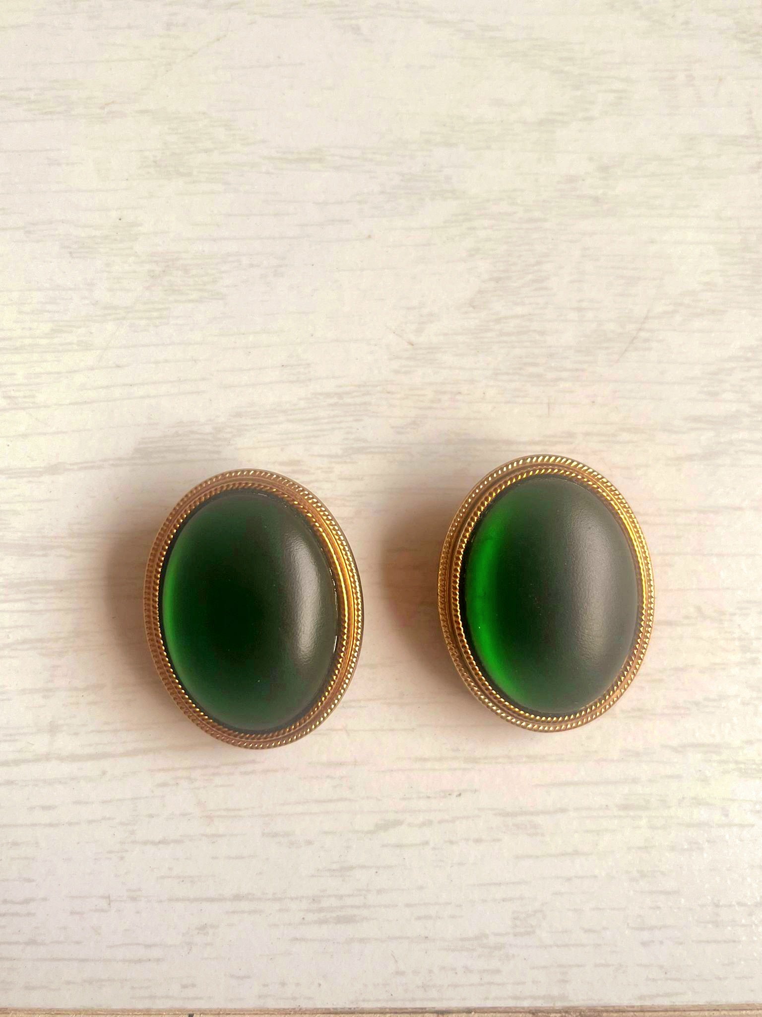 Vintage 50's Clip-Ons Earrings