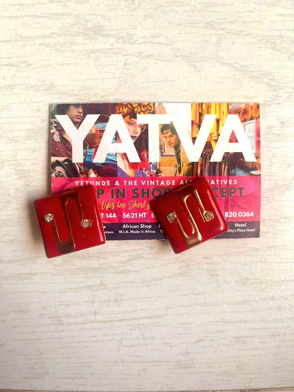 Vintage 70's Clip-Ons Earrings