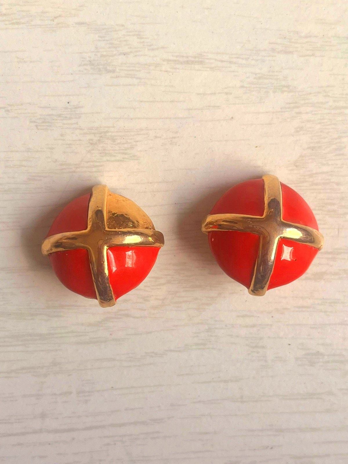 Vintage 80's Clip-Ons Earrings