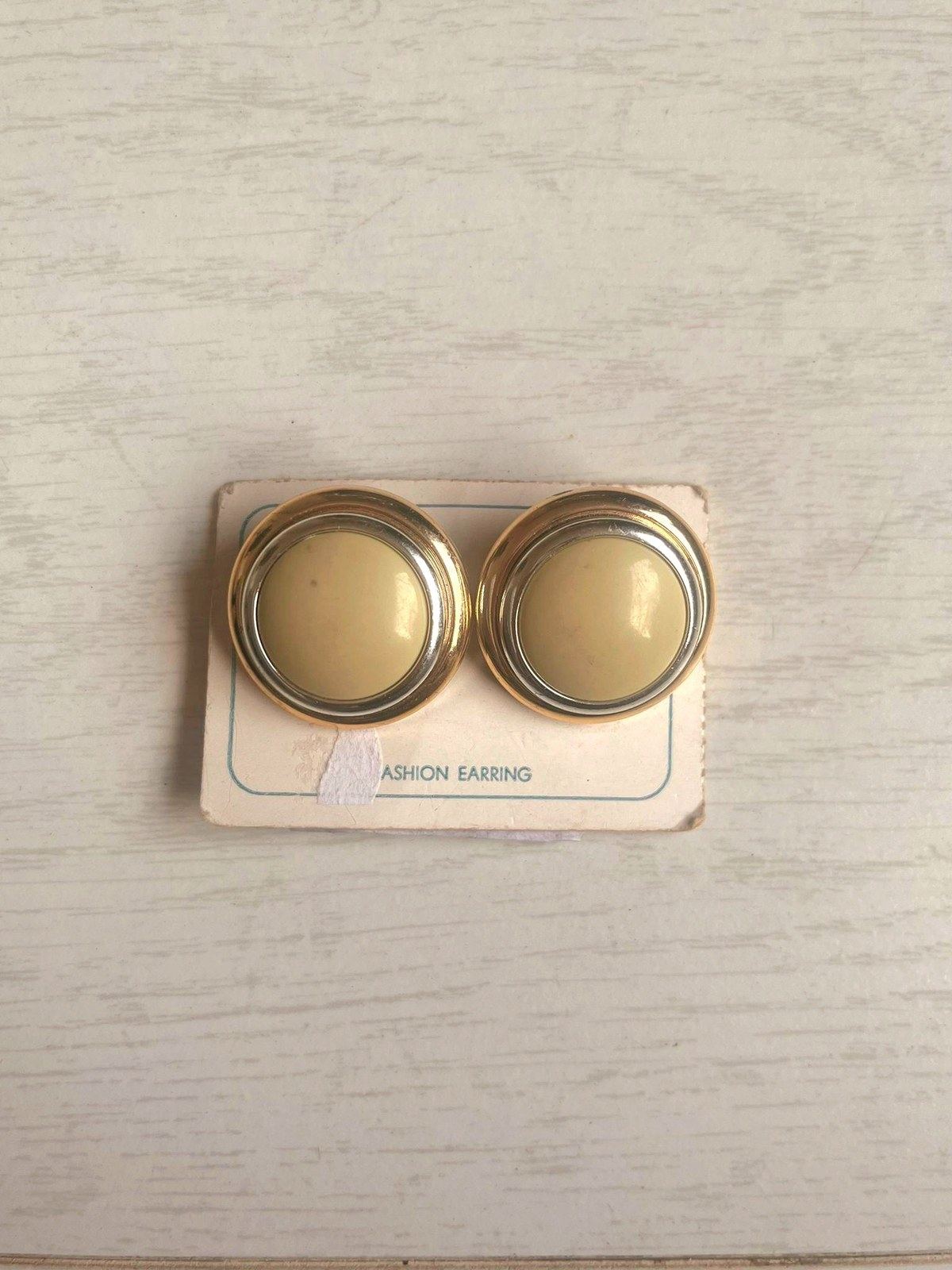 Vintage 80's Clip-Ons Earrings