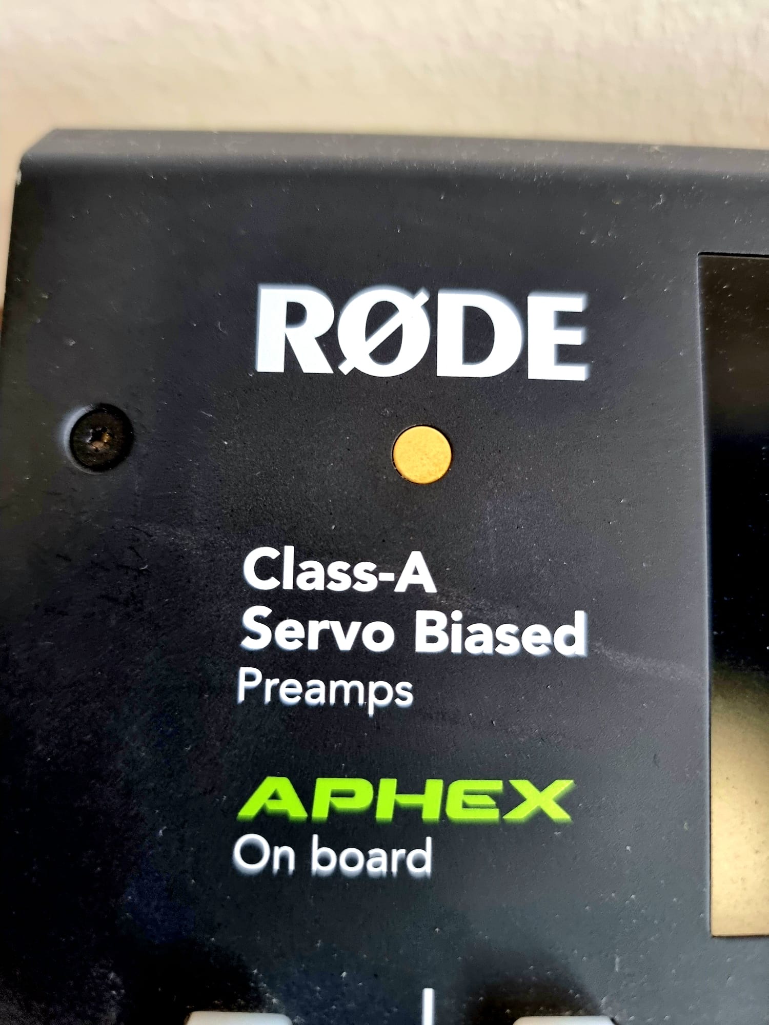 RØDECaster Pro Podcast Production Studio