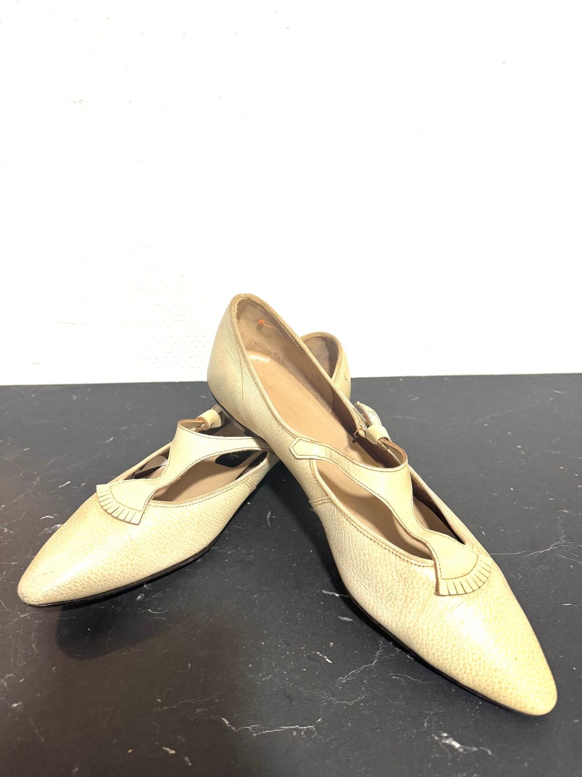 Vintage Pointy Personality shoes