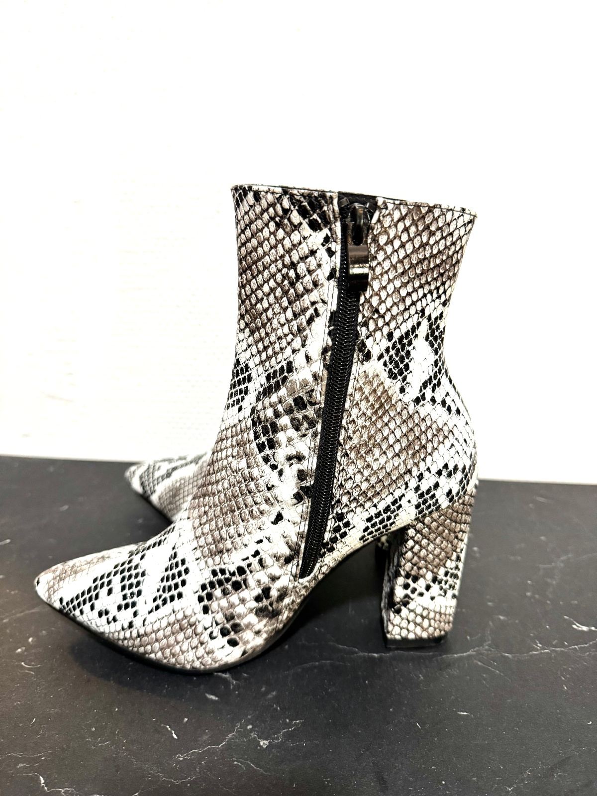 Vintage Snake Print Shoes