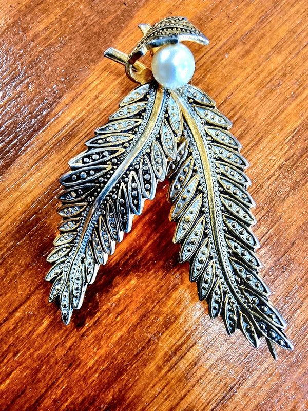 Vintage 80s Brooch