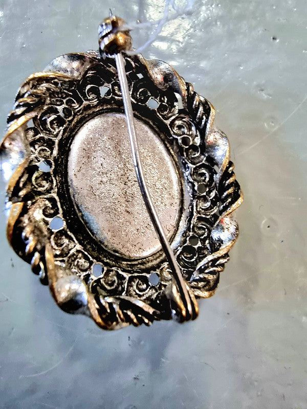 Vintage Brooch