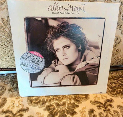 Alison Moyet – That Ole Devil Called Love Vinyl Record - Yatva