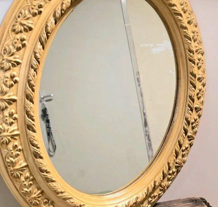 Antique Giltwood Oval Mirror - Provenance "Voor Adrienne" - Yatva