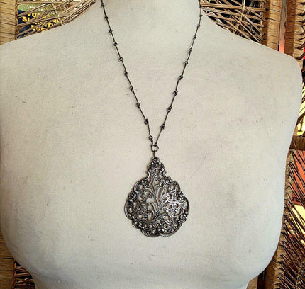 Antique Sterling Silver Necklace - Yatva