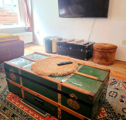 Authentic Early 20th-Century Flat-Top Steamer Trunk – Vibrant Emerald Green & Brass - Yatva