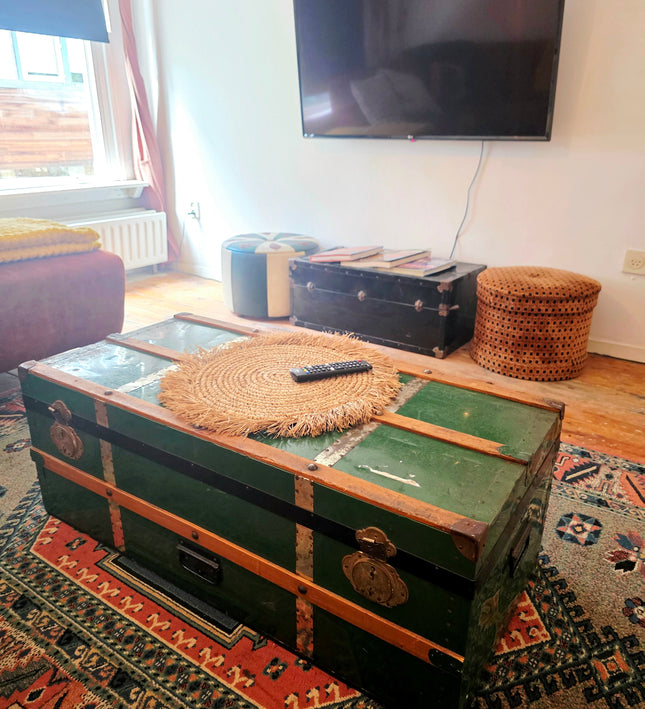 Authentic Early 20th-Century Flat-Top Steamer Trunk – Vibrant Emerald Green & Brass - Yatva
