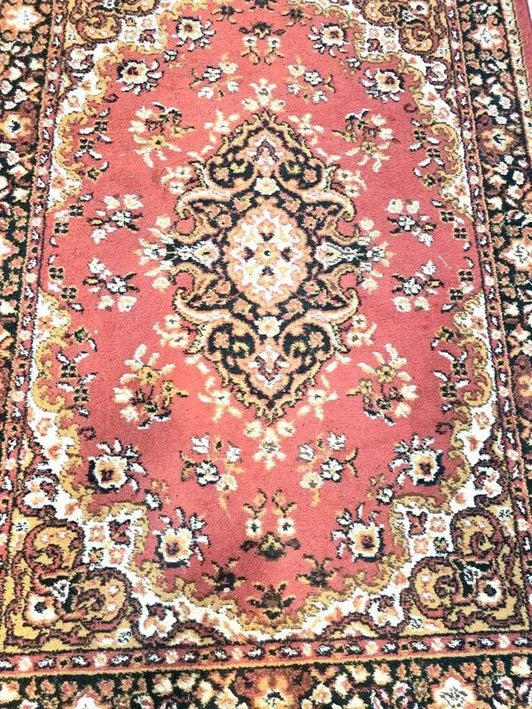 Authentic Hand - Knotted Persian Medallion Rug – 114cm x 160cm - Yatva