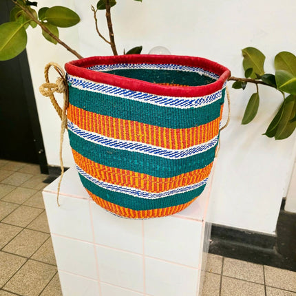 Authentic Handwoven Kenyan Kiondo Basket – Vibrant Sisal - Yatva