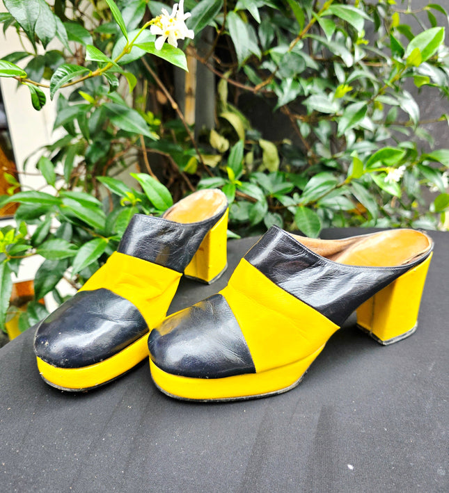 Authentic Vintage 1970s Color-Block Leather Platform Mule Heel Slides - Rare 70s - Yatva